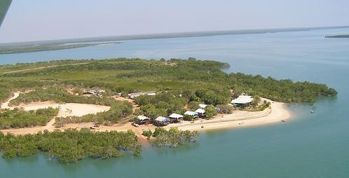 Crab Claw Island Hotel Bynoe Harbour Exterior photo