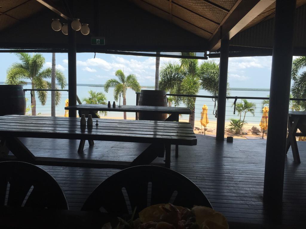 Crab Claw Island Hotel Bynoe Harbour Exterior photo